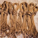 Xtudr - Vendo Cuerda Yute Shibari : Vendo cuerda  para bondage de 6mm yute 100% . A 1€ sin tratar y 1,50€ tratado el metro. 
Tratamiento consiste en ablandar, quemar i poner aceites y cera para más comodidad durante las sesiones. 
Cuerdas a medida, de la longitud deseada. Envió contra reembolso o con pago PayPal previo. 