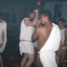 Xtudr - Toga Party Barcelona: Fiesta universitaria al más puro estilo americano en casa privada! Bebida, fumeteo, pruebas, juegos, morbazo y muy muy buen rollo! Sólo gente de 18 a 30 años con ganas de pasarlo muy bien!!