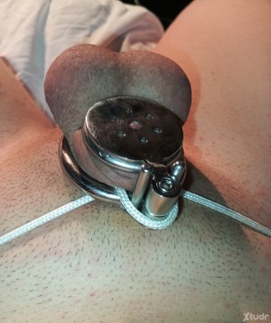 Xtudr - Detodo18: Submissive man looking for young dominant man, for sessions or a totally dominant-submissive relationship, also cyber.