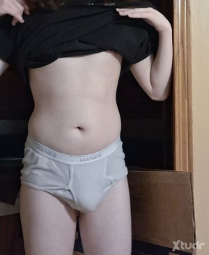 Xtudr - Gaysean: Hello im 18 looking for someone to put me in diapers and chasity cages. I dont own any due to me being broke and near to gr...