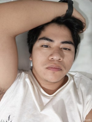 Xtudr - Mikedominante: I'm a dominant top, looking for obedient slaves to control as I please, if you're a paypig and pay me a lot of money,...