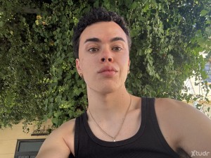 Xtudr - abusa_de_mi: Quiero un amo que sepa someterme y hacerme completamente suyo, poder servirle, adorarle y simplemente complacerlo en to...