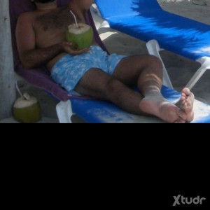 Xtudr - Templewood: I'm a Dominant man looking for submissive men younger than me.