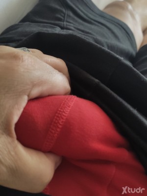 Xtudr - ervd2s99: Busco sumiso peludo. No gordo no Fem no drogatas.
Por favor: no calienta braguetas.
Si no vas a quedar no molestes. No pas...