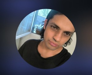 Xtudr - Sumiso_Jove: Busco amo maduro, cuanto más mayor mejor, que quiera usarme como quiera, pactamos límites y me desplazo.