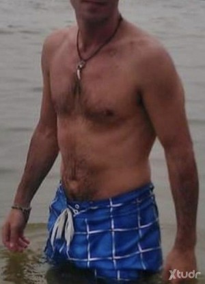 Xtudr - HETfolloboca: Soy un tio heterosexual real y genuino. Difícil vas a dar con otro igual.
Soy Dominante, controlador, jefazo, abusador...