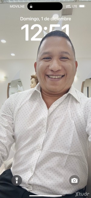 Xtudr - johnnatan: A simple humble affectionate honest person looking to meet and make friendships and there you see.