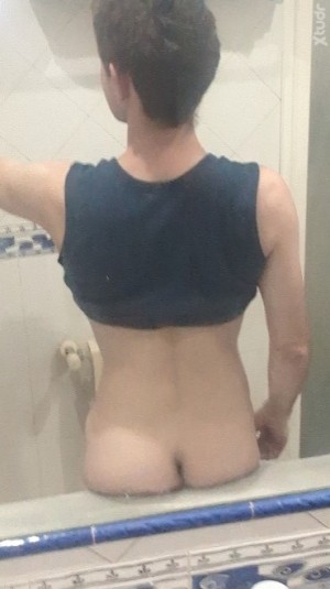 Xtudr - Jo_Se_96: 30 años | Esclavo sumiso | Castidad
LÁVAME EL CEREBRO HASTA QUE SOLO QUEDE MI DEVOCIÓN, HASTA QUE SERVIR SE CONVIERTA EN M...