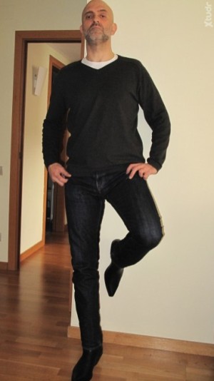 Xtudr - Atman_Bcn: Uncle from BCN, looking for young submissive bottoms to use them.
I fuck with condom and without drugs.
Greetings.