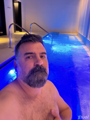 Xtudr - SumisoSub: FF, juego de roles, sumiso. 
Meos, lapos, humillación verbal, sexo cañero, olores…
No busco bondage y nada de dolor, para...