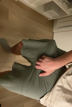 Xtudr - versmadridd: No mature men, damn it.