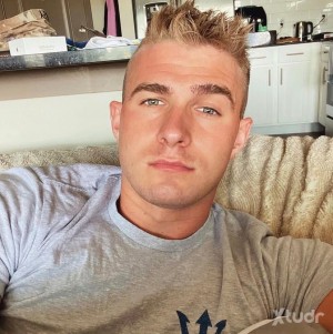 Xtudr - Bradleymike: 