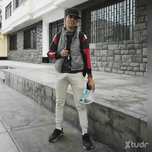 Xtudr - yllysjcp: joven delgado , juego futbol y vivo en colombia.
sonxdad