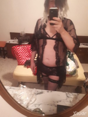 Xtudr - _cdsumisa: Esclava cd, para uso de machos maduros....atada,azotada,humillada,follada,compartida, ofrecida, exhibida......