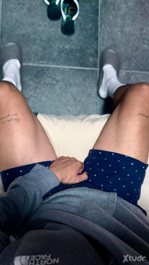 Xtudr - MiltonB: Looking for male sluts who want to experience new things regarding slavery. I prefer being a personal master but I also get...