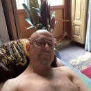 Xtudr - Jauna_mad: Normal guy looki...