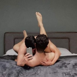 Xtudr - Madamex: Hello welcome to my profile