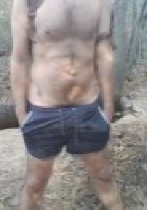 Xtudr - evil2angel: Soy un tio normal, tengo las ideas claras se lo que me gusta y lo que no me gusta, dominante me gusta submeter los demas...