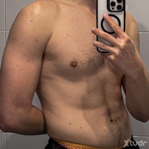 Xtudr - zgz95sw: Sumiso, busco macho dominante para servir, que me use como juguete sexual y entrene para ser cada vez mejor esclavo.
Tambié...