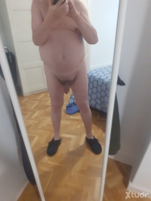 Xtudr - Bestia: Faggot cocksucker with ass eater, addicted to poppers. Completely sexual submissive.