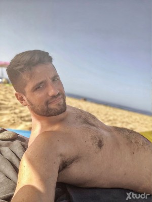 Xtudr - rakis: Quiero conectar con Dom daddys cariñosos que se CUIDEN y que busquen quedar para roles PADRE-HIJO.
Nos juntamos y charlamos d...