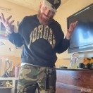 Xtudr - AnthonyKane: Talk still you...