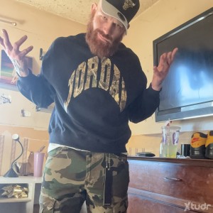 Xtudr - AnthonyKane: Talk still young red head