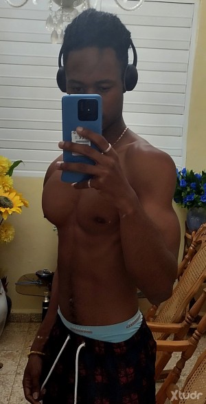 Xtudr - EntrenadorRich: I'm direct and quite clear about what I want, I love going to the gym, playing and using my boys wherever and whenev...