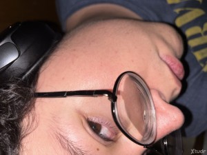 Xtudr - Mel0on: Te van gordos? Escríbeme !!
No se besar, me enseñarías? 
Virgen 