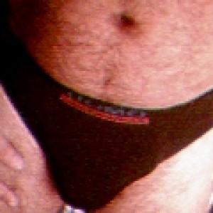 Xtudr - fitoGAGTHEFAG: Dark-haired, hairy, shaved 39 1.73 72 kg bottom lover of poppers also likes to be very submissive
