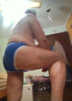 Xtudr - rafael2469: I'm a semi-hairy, manly, serious, Versatile male with little experience, I want to start... I'm looking for real people ...