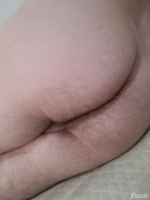 Xtudr - PutitaJ: Soy putita para Amo mayor que yo, si puede ser.
Me gusta que me dominen, insulten y sentirme usado.
