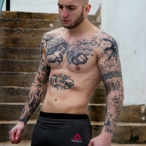Xtudr - Marcus_spanish: Soy amo cash, hago sesiones online y presenciales, no pierdo el tiempo con pajilleros, solo esclavos o sumisos reale...