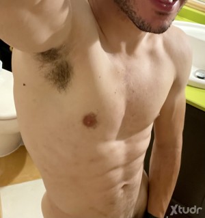 Xtudr - Passum90: Muy sumiso y obediente en busca de un macho act que sepa ponerme en mi lugar. 100% pasivo y 100% sumiso, no me preguntes s...