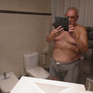Xtudr - buenoshabitos: I'm dominant and perverse. I like to use my slave to my liking and make his will be only to serve me.