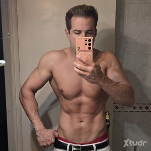 Xtudr - DOMINANTEPOLLON: SIN CARA NO RESPONDO
Busco sumiso al que hacer , a mi semejanza 
Solo sumisos decididos 