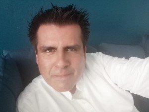 Xtudr - bottomypasiva: un macho cabron guarro para encuentro?. velludos y barbados uff.
de 30  a 60 años. de preferencia. guarradas?, milita...