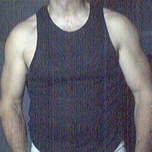 Xtudr - amomuscmadrid: Muscular uncle, perverted, handsome, filthy and very male. I like giving orders and having an obedient guy working fo...