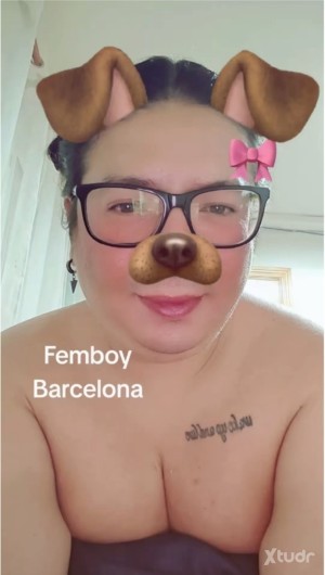 Xtudr - SofiaBarcelon1: Hola, yo soy un chico gay sumiso y me gusta mucho vestirme de chica @sofiabarcelon1.9