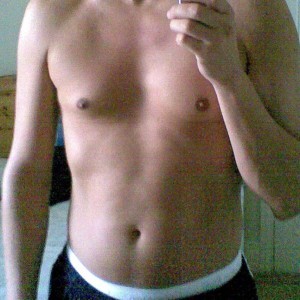 Xtudr - sportlad: Madrid downtown looking for submissive - only under 30 years old