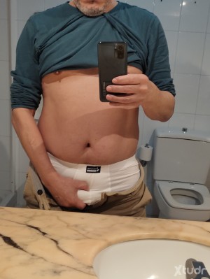 Xtudr - ervd2s99: Busco sumiso peludo. No gordo no Fem no drogatas.
Por favor: no calienta braguetas.
Si no vas a quedar no molestes. No pas...