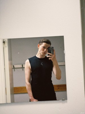 Xtudr - justABoy: 