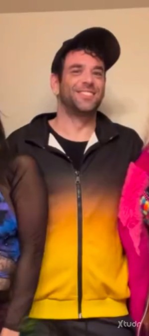 Xtudr - NewSubFuckBoy: Very new to the kink world need a good teacher that’s willing to go slow, but force me to move forward. I had not had...