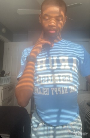 Xtudr - TheerealGoldenmj: My Name is Marquis I am a bottom single gay from Baltimore 