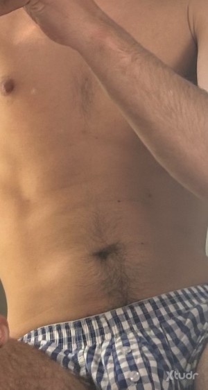 Xtudr - pp: Ey estoy aquí para recibir cum control, sounding, chasity. Me molan los juegos de rol. Soy sumiso masculino busco conocer a un d...