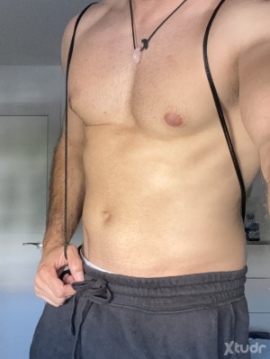 Xtudr - BRsub: Soy un chico que busca una relación seria con un chico que le guste :
- dominar : me encanta que me uses a su antojo, q me fo...