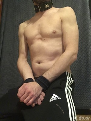 Xtudr - Kinkybttmbcn: morbo guarreo, cerdeo 🔥 🐽
siempre buen rollo,
Más guarro tú, más cerdo yo.🐷
Cada vez más versatil
Prefiero a partir de...