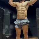 Xtudr - Tonigymad: In a gym, I disc...