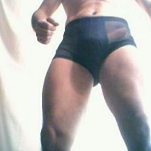 Xtudr - joserabit: Strong legs, I love cds, transvestites etc..