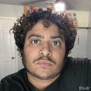 Xtudr - JonasJones: Transmasc Gay 
Chub but working out to be more of an otter 
Working towards top surgery 
And still has a 🐈‍⬛